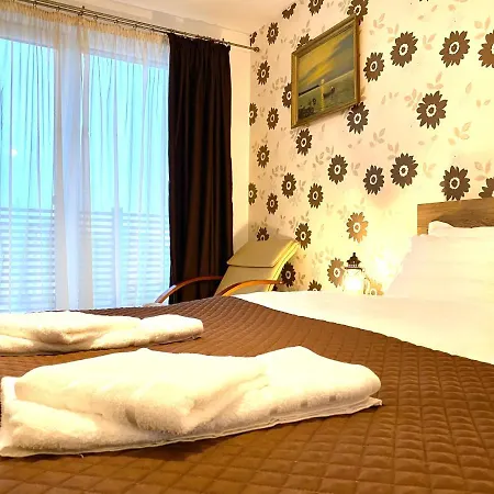 Urban Guesthouse Braşov Exterior photo
